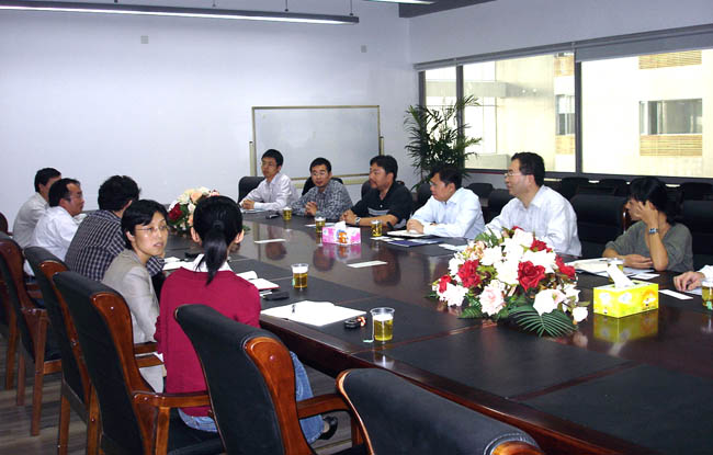 双方进行合作磋商(图2)